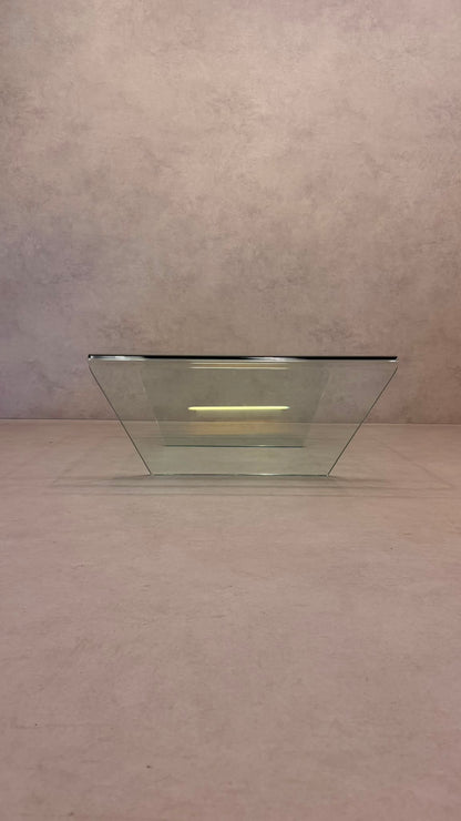 Vintage Coffee Table Couchtisch mit gebogenem Glas