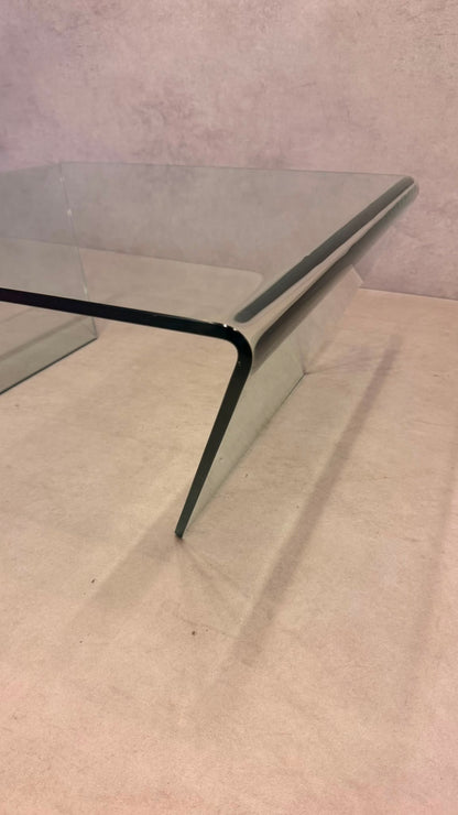Vintage Coffee Table Couchtisch mit gebogenem Glas