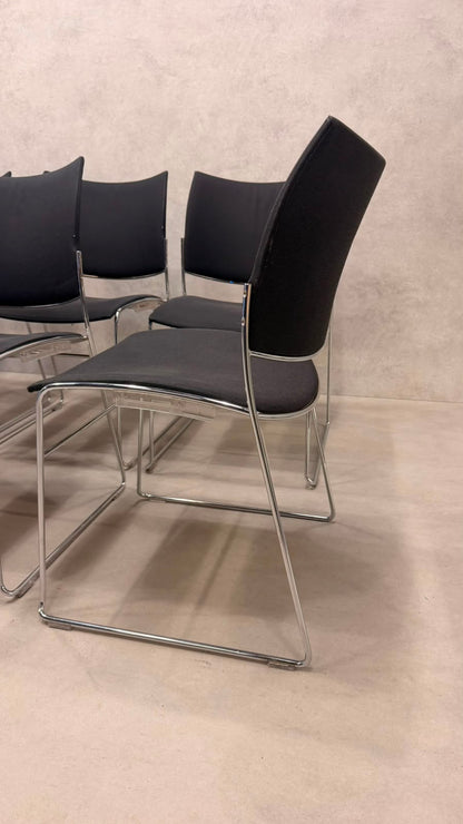Casala Design Stapelstuhl Curvy schwarz gepolstert mit Chrom