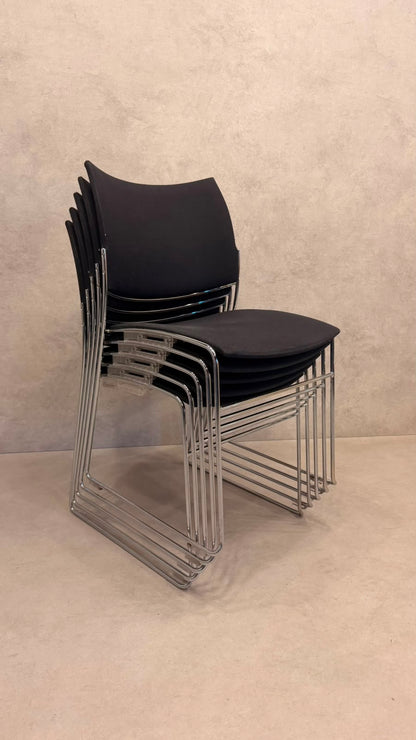 Casala Design Stapelstuhl Curvy schwarz gepolstert mit Chrom