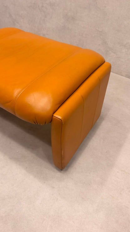 Vintage De Sede DS-31 Hocker aus Leder in cognac orange