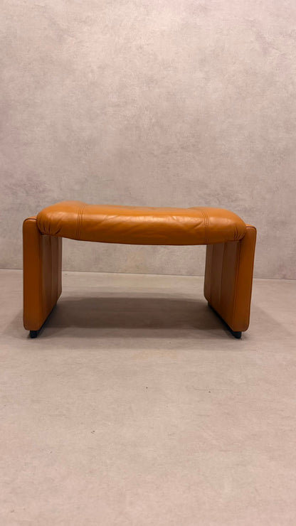 Vintage De Sede DS-31 Hocker aus Leder in cognac orange