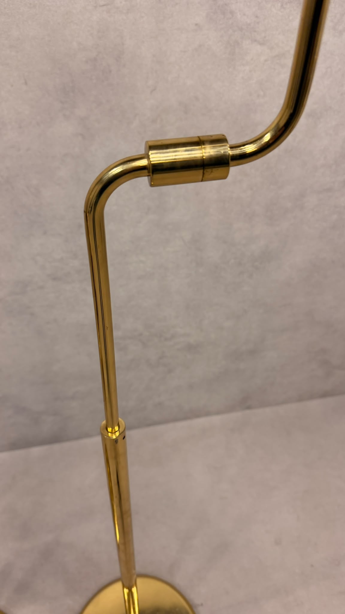 Vintage Gelenk Stehlampen aus Messing 70er/80er goldfarbig