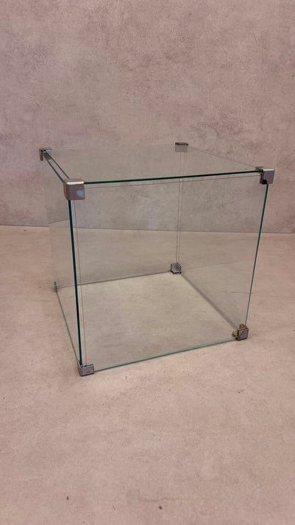 Minimalistischer Design Beistelltisch aus Glas