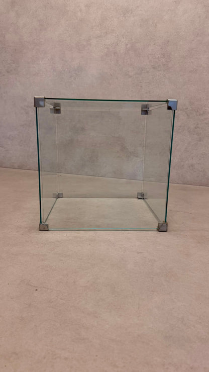 Minimalistischer Design Beistelltisch aus Glas