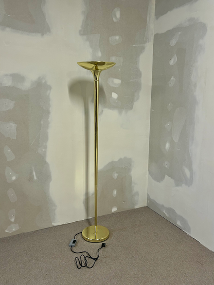Elegante Stehlampe in Messing