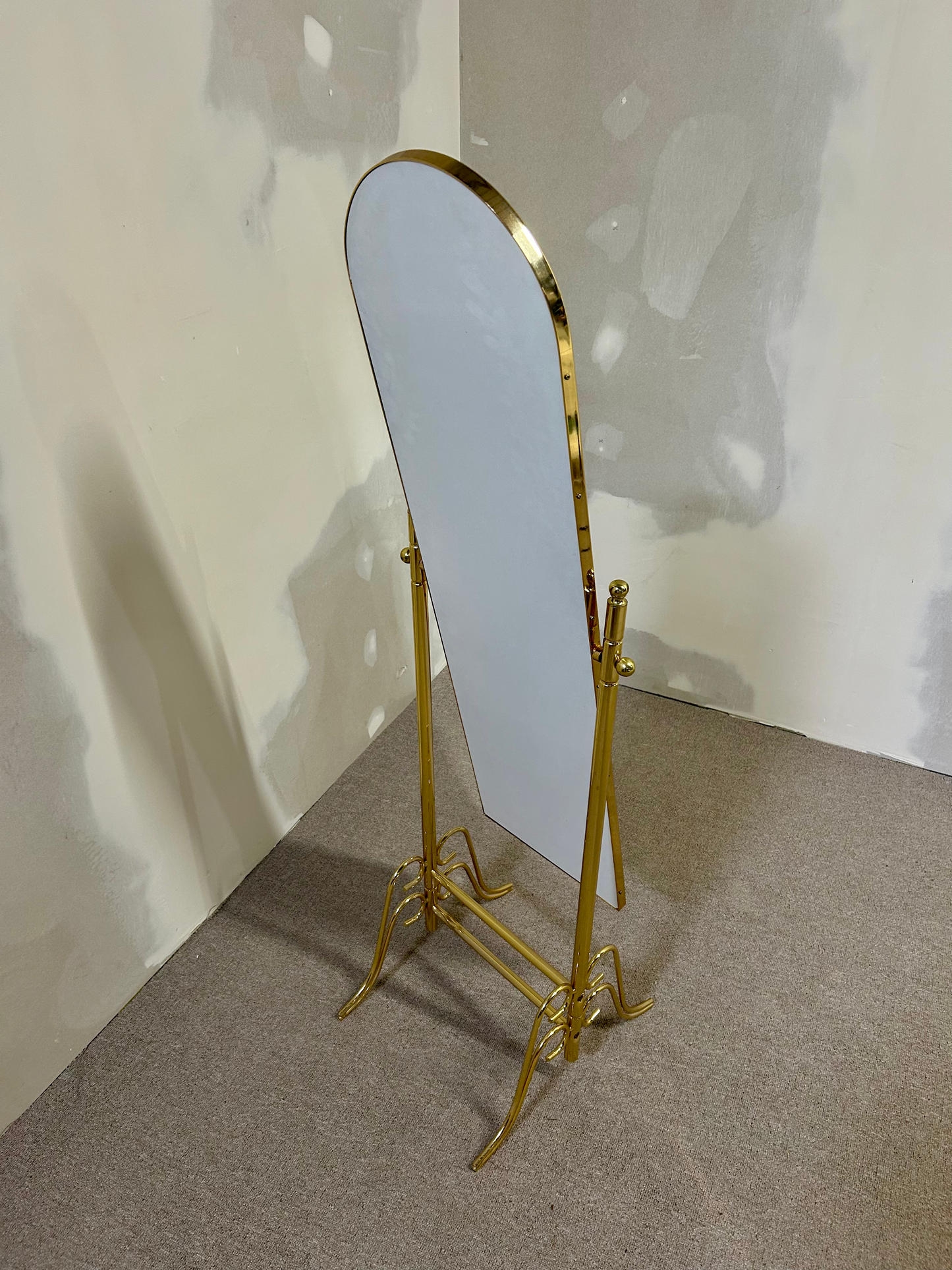 Verstellbarer italienischer Vintage Bodenspiegel, Messing