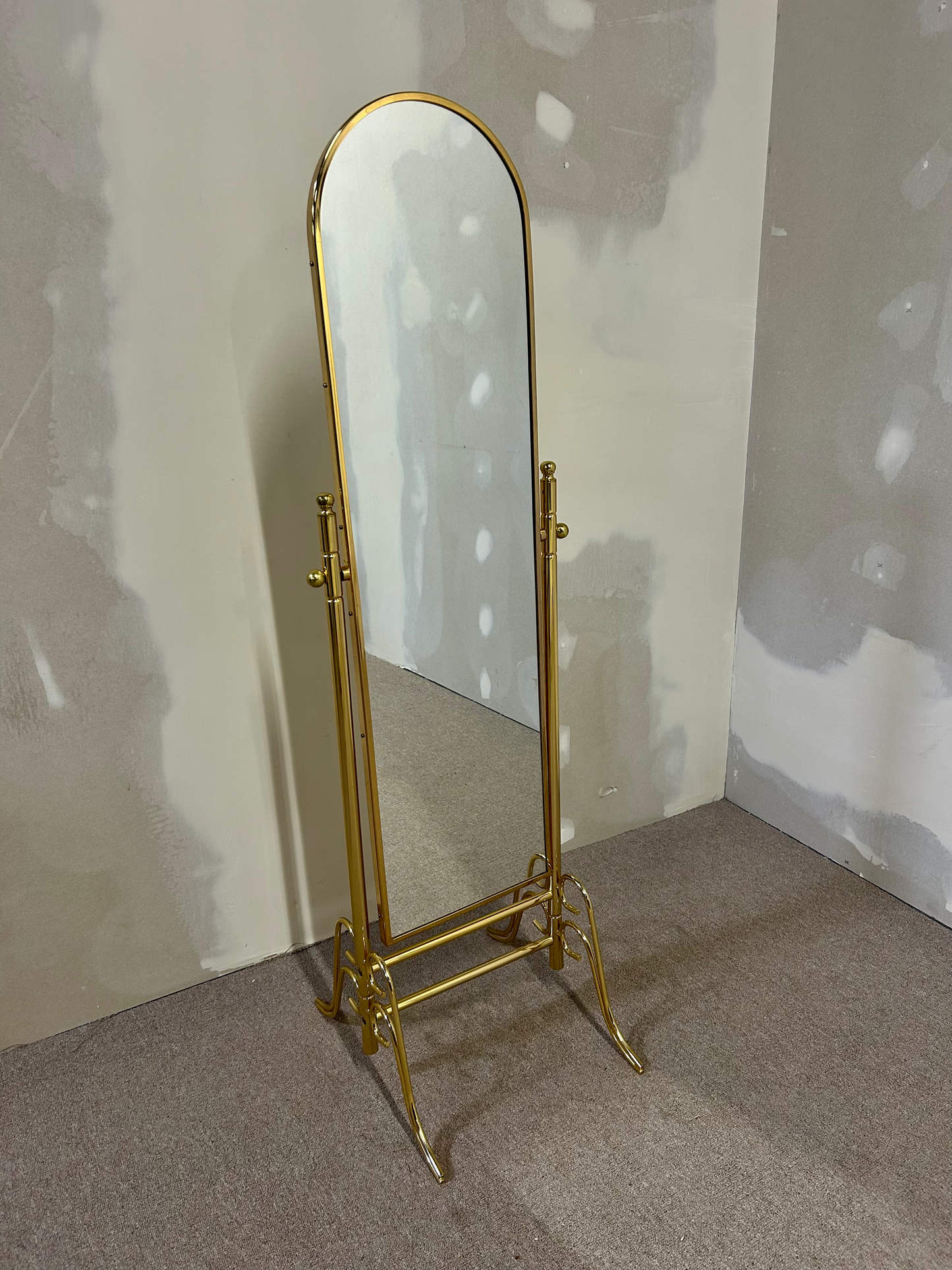 Verstellbarer italienischer Vintage Bodenspiegel, Messing