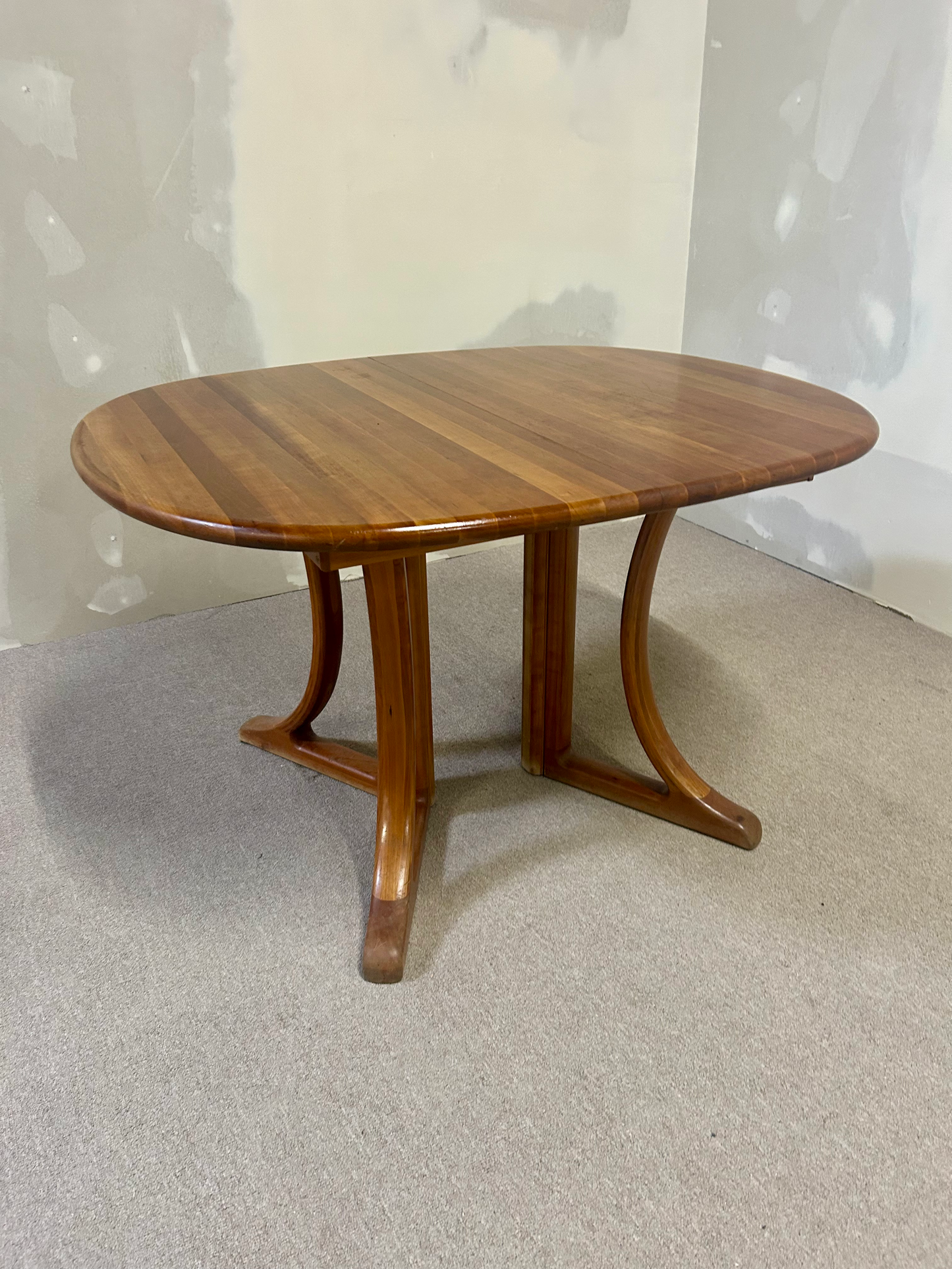Ovaler ausziehbarer Varde Esstisch Teakholz Mid-Century