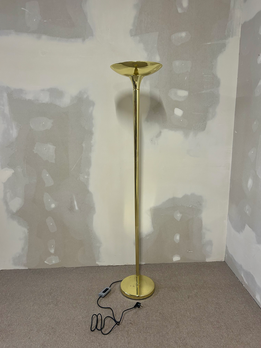 Elegante Stehlampe in Messing