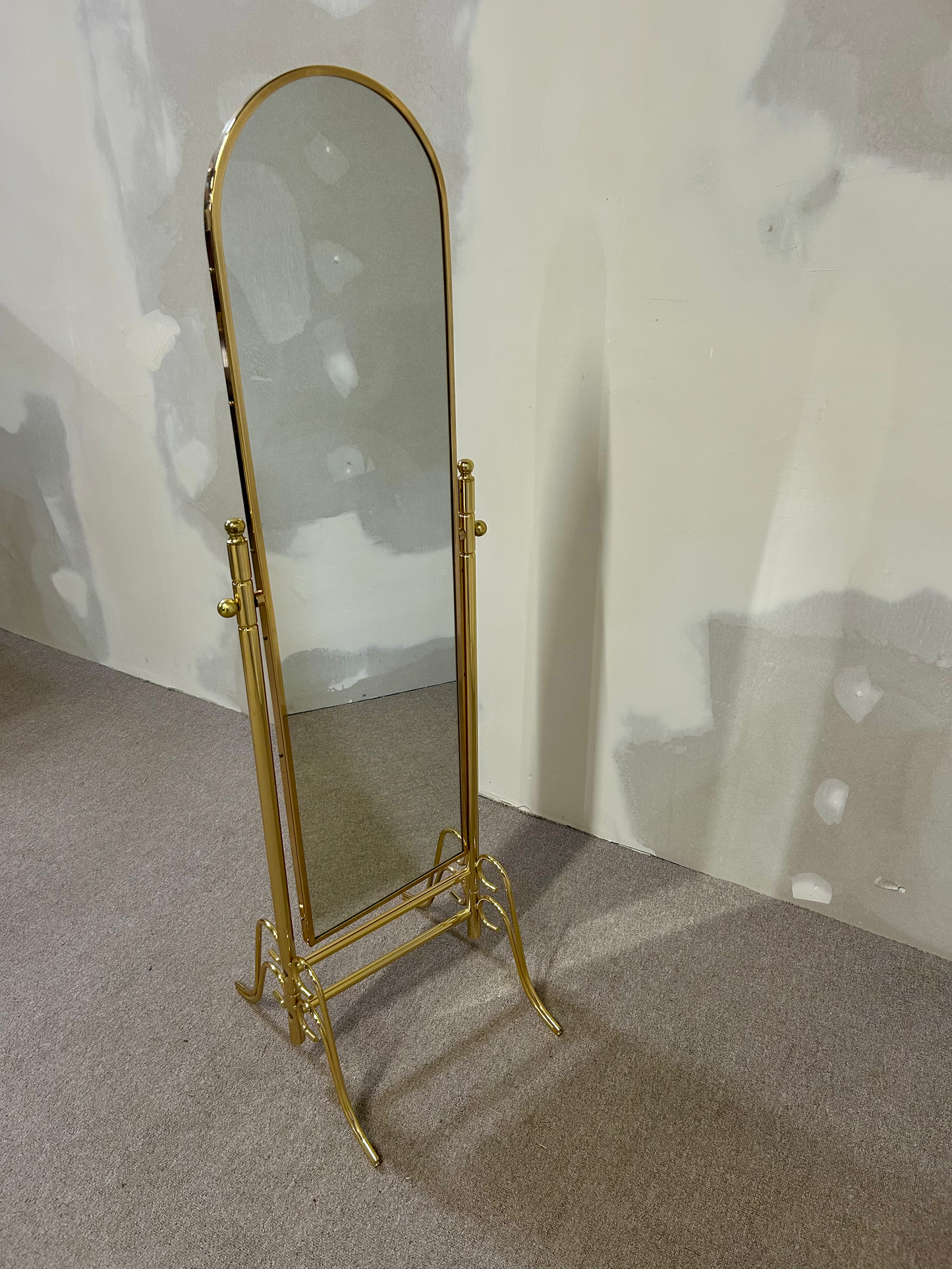 Verstellbarer italienischer Vintage Bodenspiegel, Messing