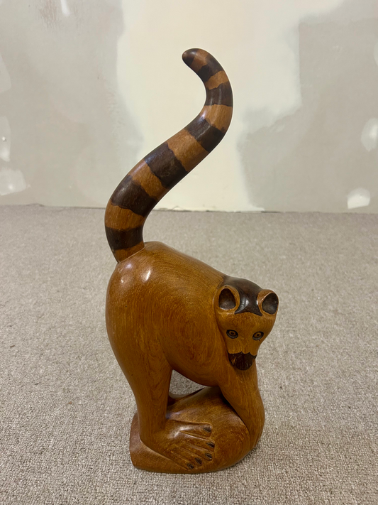 Holzfigur Madagaskar Lemur, Handgeschnitzt